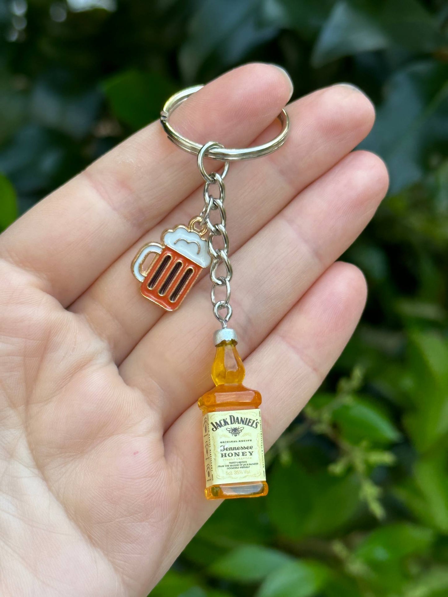 personalized jack d whisky bottle keychain with drink charms gift for couples