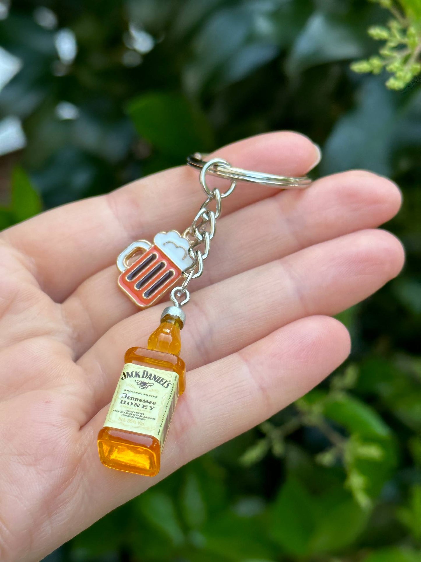 personalized jack d whisky bottle keychain with drink charms gift for couples