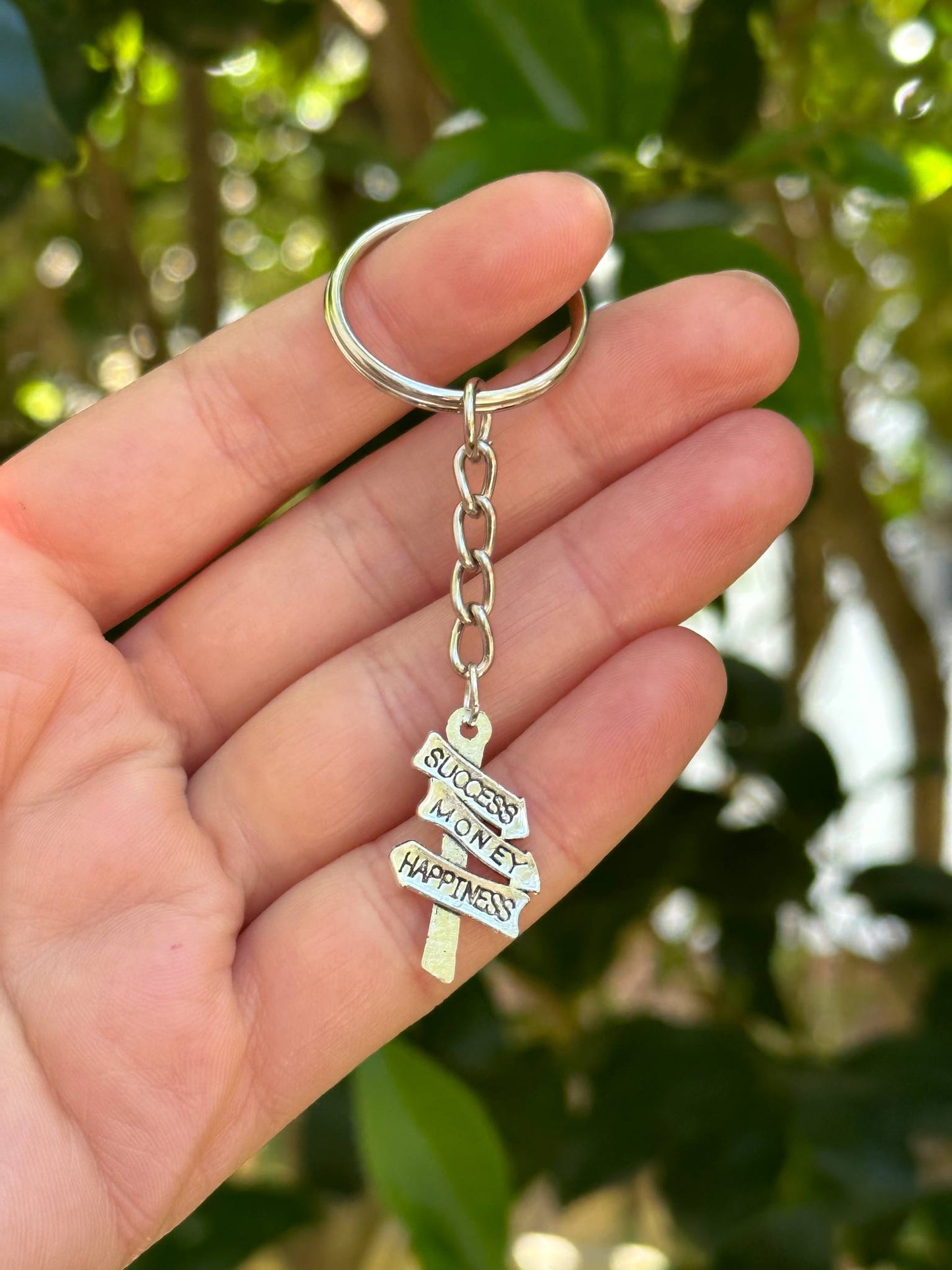Keychain Quotes - Success Money Happiness