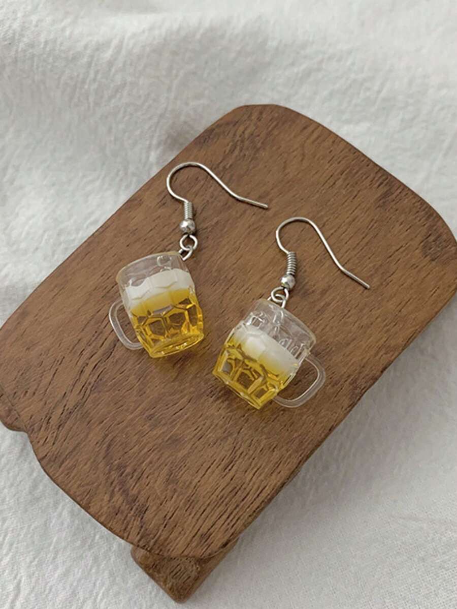 Charming Mini Mug Earrings for Women – Oktoberfest-Inspired Accessory