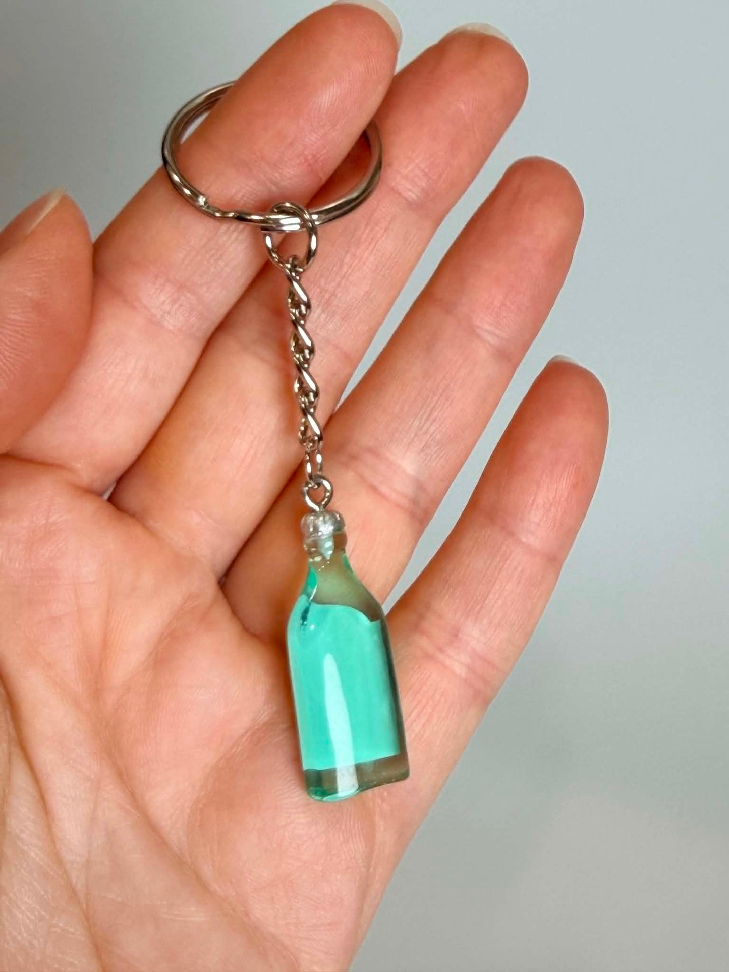 Miniwine drink Bottle Keychain. Accessory for Bags, Keys and Gifts