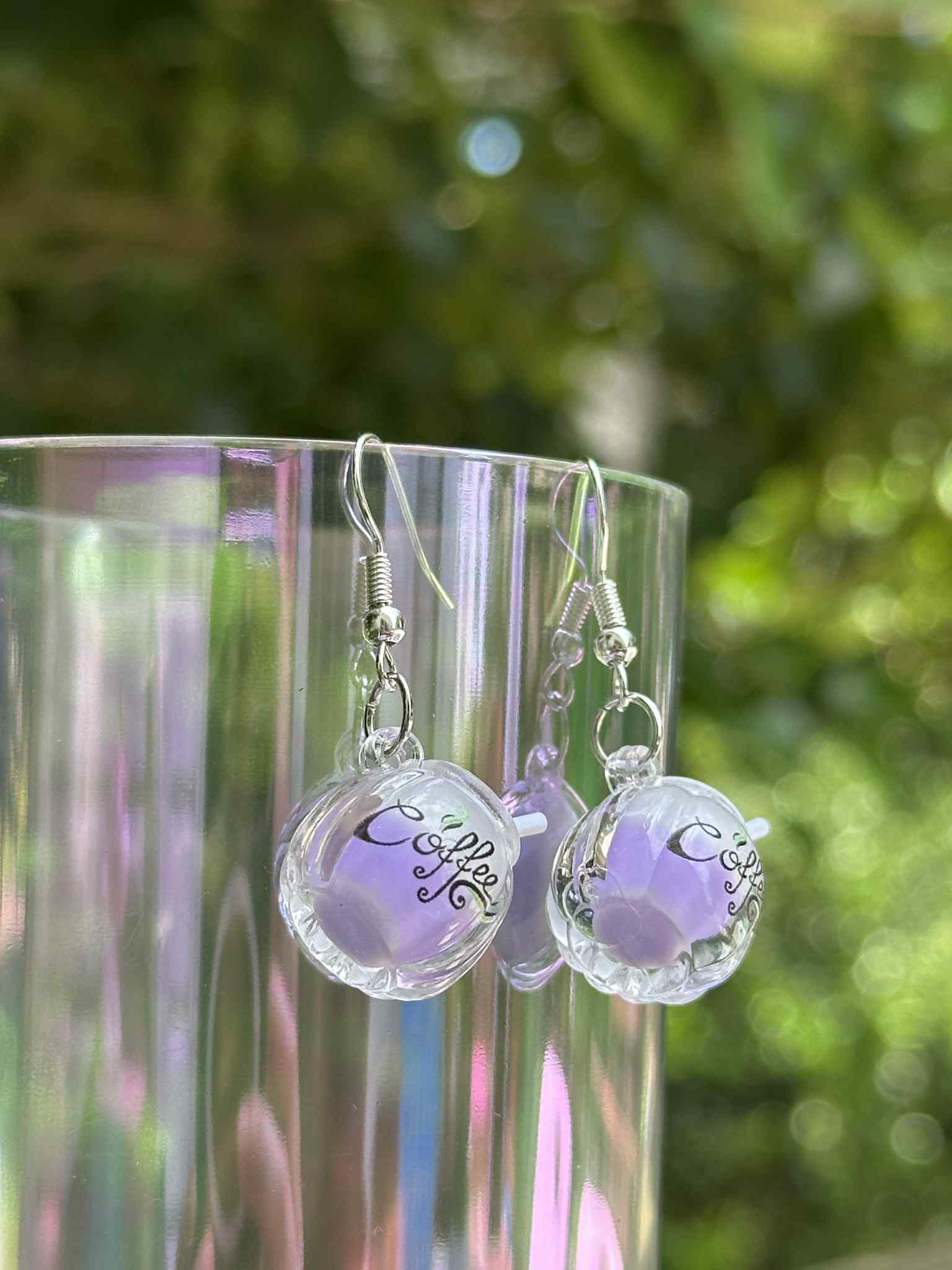 Mini coffee cup dangle earrings – café-inspired resin jewelry for boutiques and coffee-themed gifts.