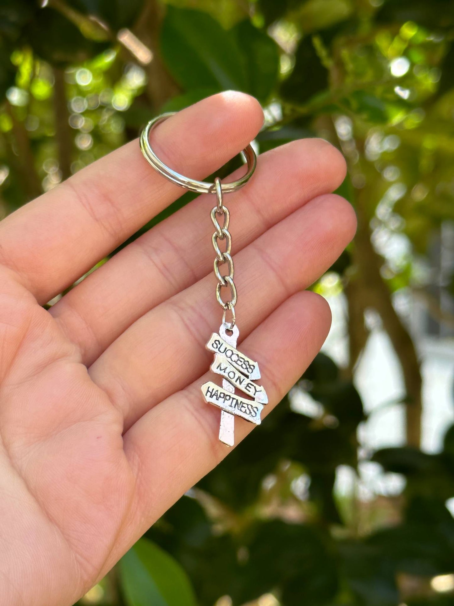 Keychain Quotes - Success Money Happiness