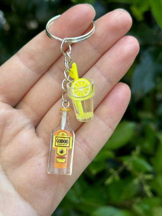 mini Gordon’s gin bottle keychain with drink cup charms novelty gin gift