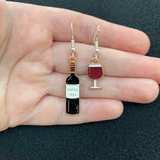 Red Wine Bottle Glass Charms – Fun Alcohol