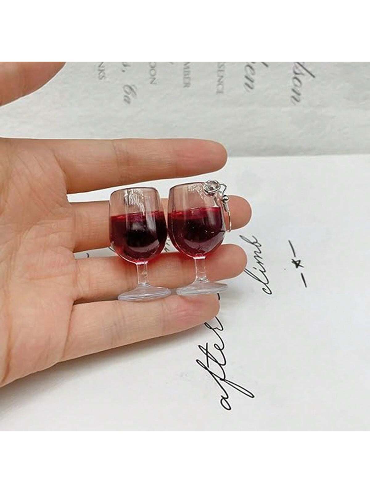 Elegant Earring Wine Glass